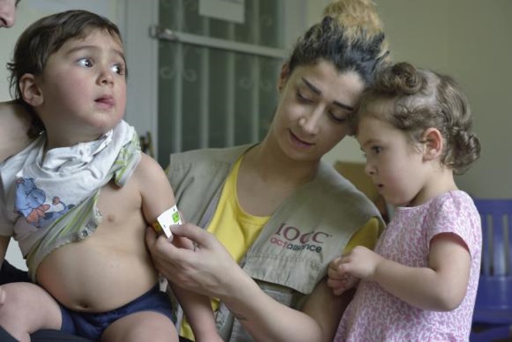 2-lebanon-refugees-health-ctr-2015-jeffrey-c550-581x388