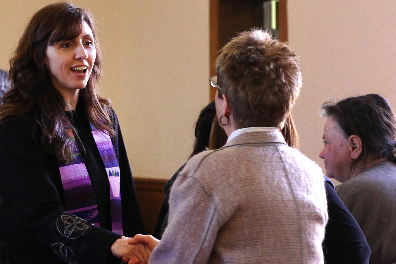 Rev. Sherry Cothran Woosley has found her “home” as pastor of West Nashville United Methodist Church. A UMNS photos by Kathleen Barry. 