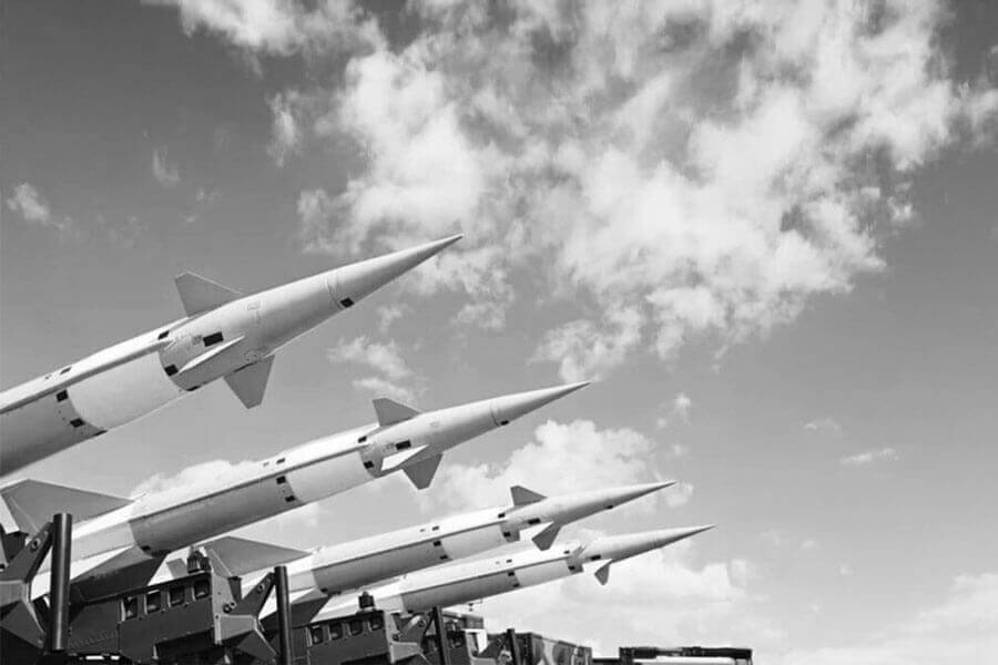 Support Nuclear Arms Control  Call on your Representatives and Senators to Support H.Res.100/S.Res.61 Image courtesy the General Board of Church and Society.