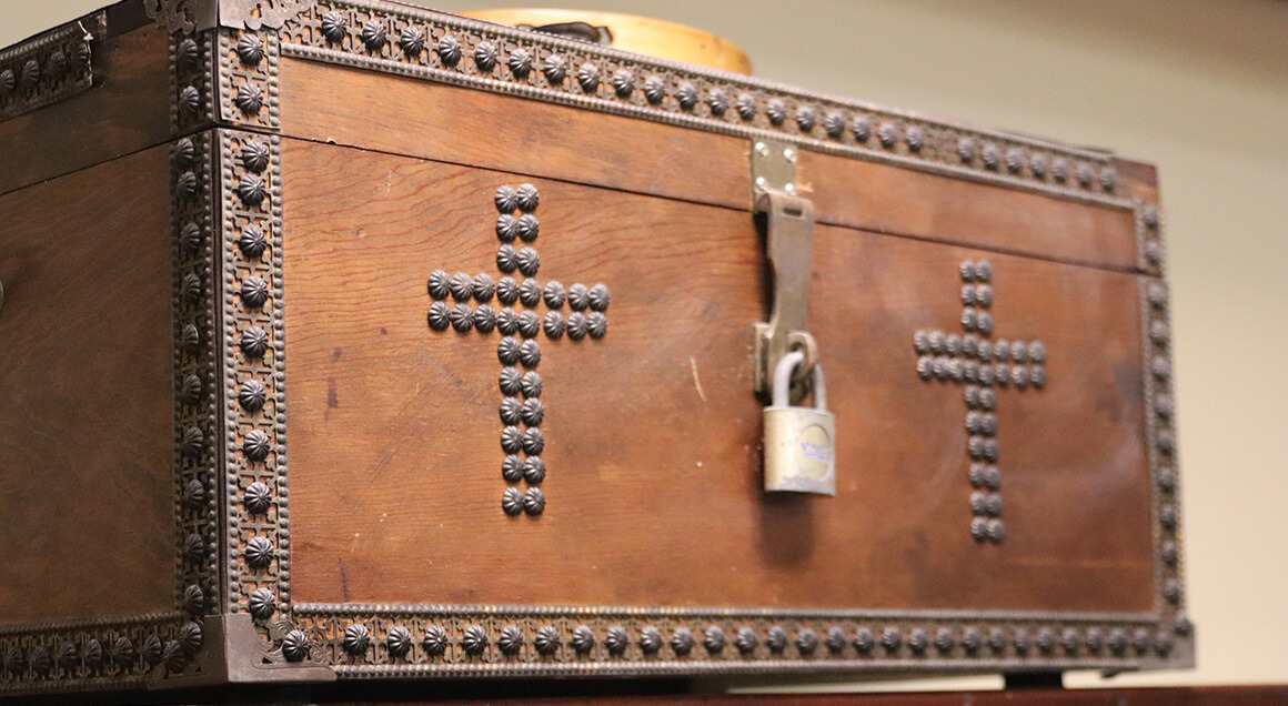 Locked-box-UMCOM